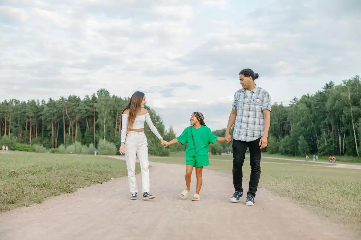 Renforcer les liens familiaux avec des activités sportives ensemble