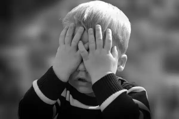 Développer la confiance en soi chez son enfant : les clés de la réussite