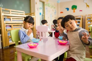 Équilibrer travail et vie familiale avec la garde périscolaire
